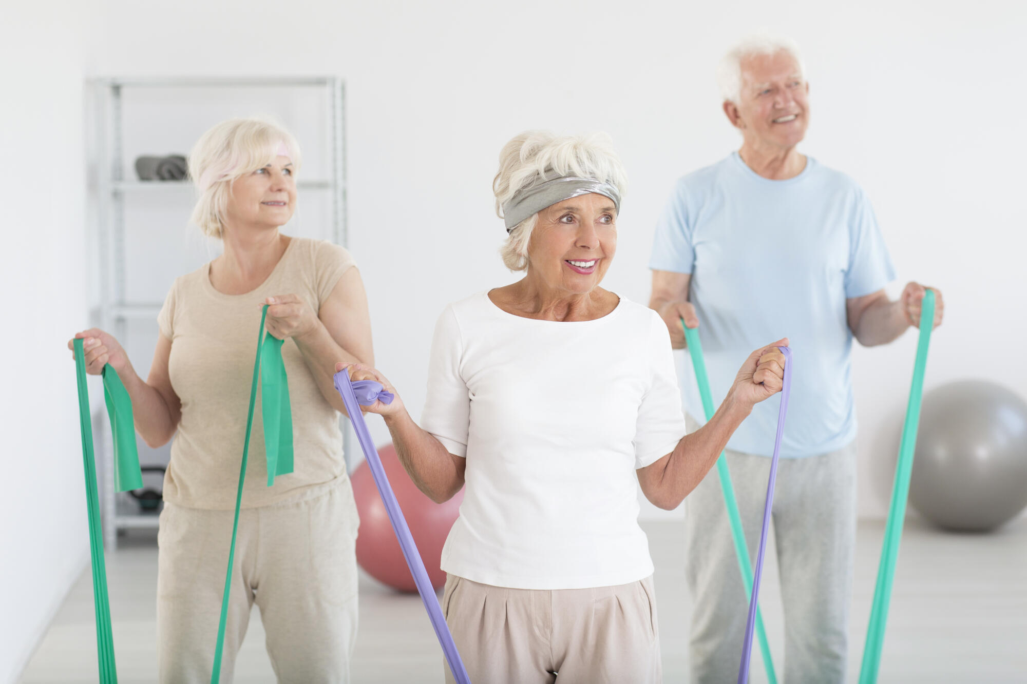 Exercise Groups for Seniors: Building Strength and Social Connection